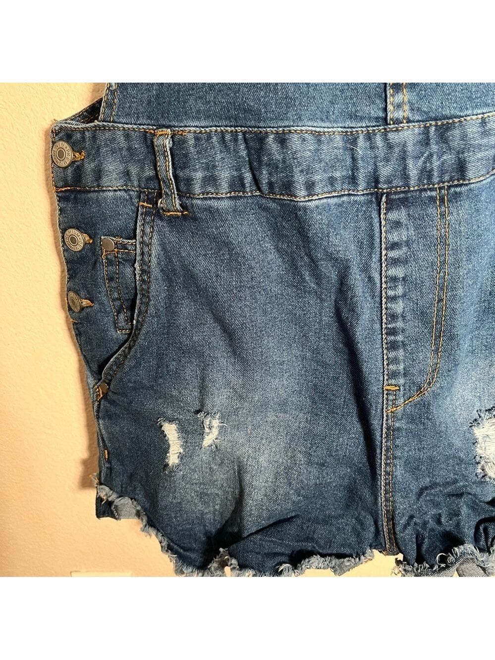 Love Tree Denim Short Overalls - Picture 4 of 16